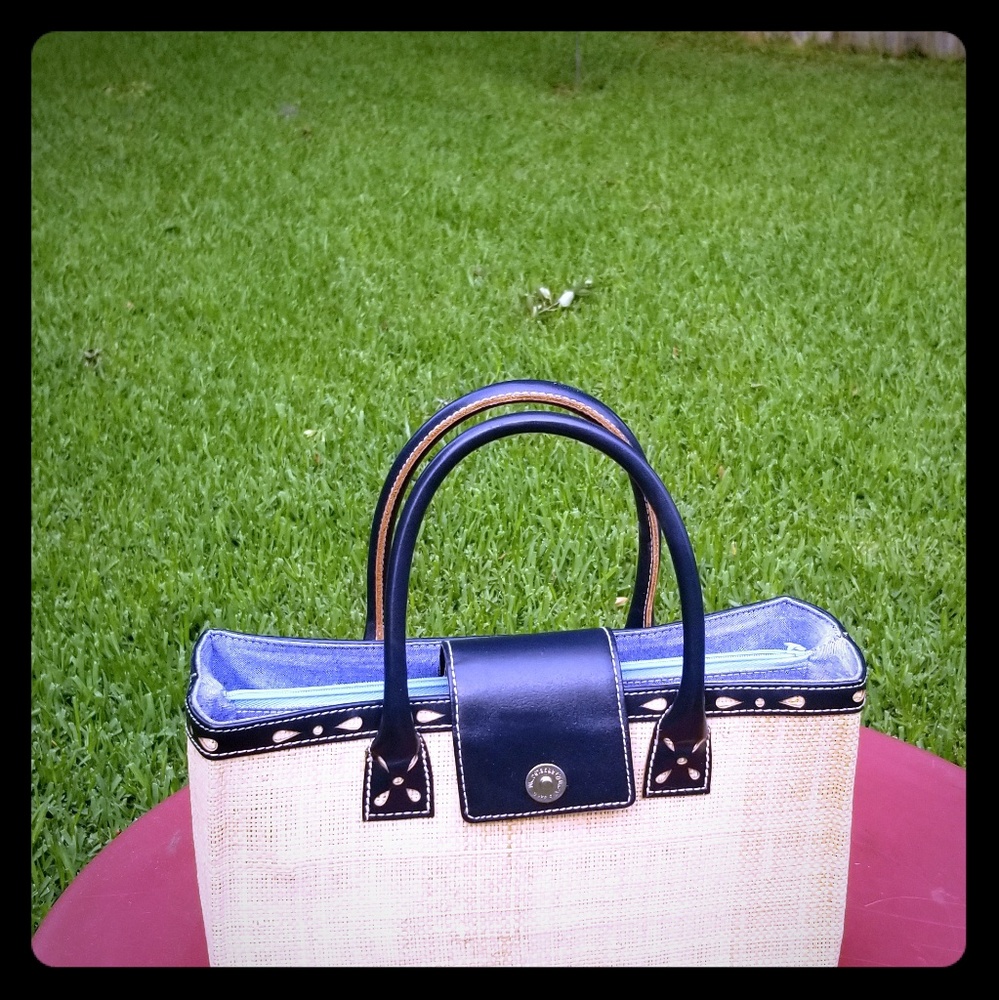 Women's handbag